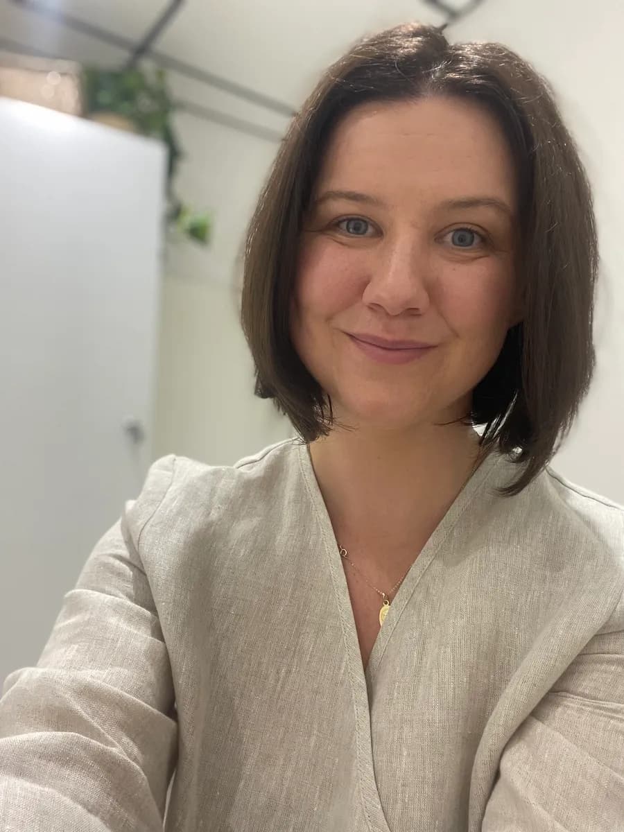 Aleksandra Goldman, facial sculpting therapist at Scure, Archway London